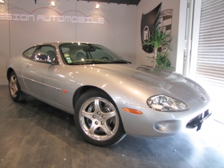 Jaguar XKR