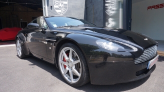 Photo Aston Martin V8 vantage