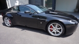 Aston Martin V8 vantage - photo 2