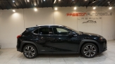Lexus UX250H 4WD - photo 3
